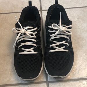 Skechers Lightweight size 7